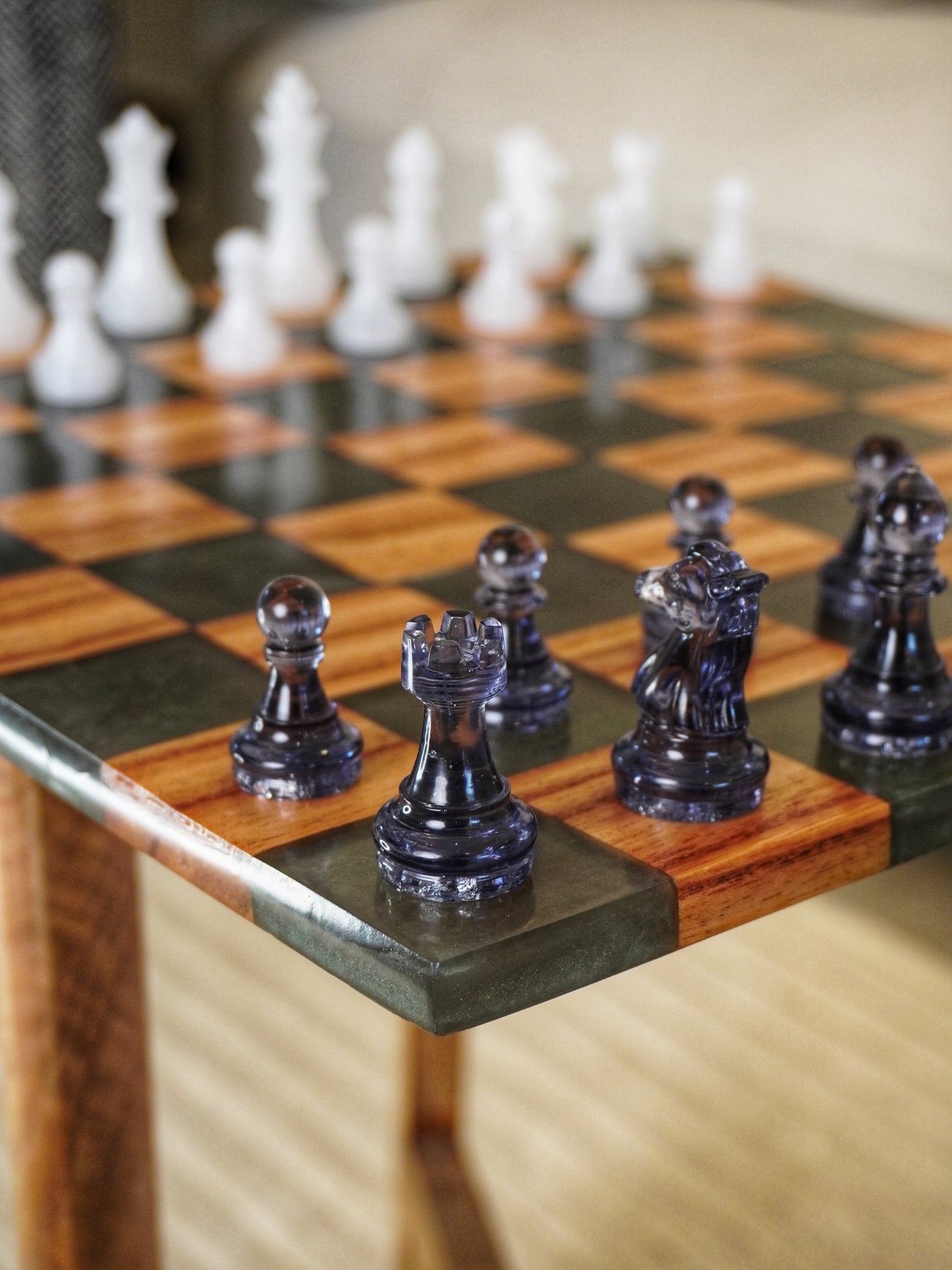 RESIN ROYALE CHESS TABLE (DIY KIT)