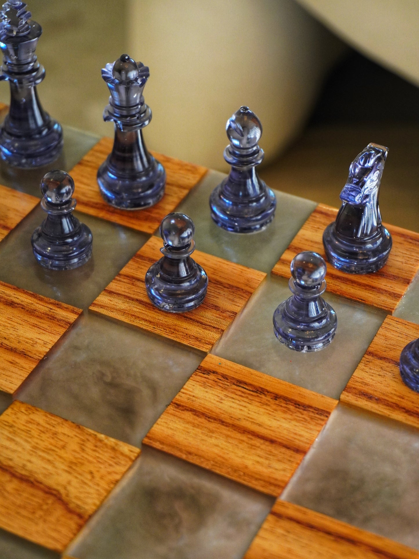 RESIN ROYALE CHESS TABLE (DIY KIT)