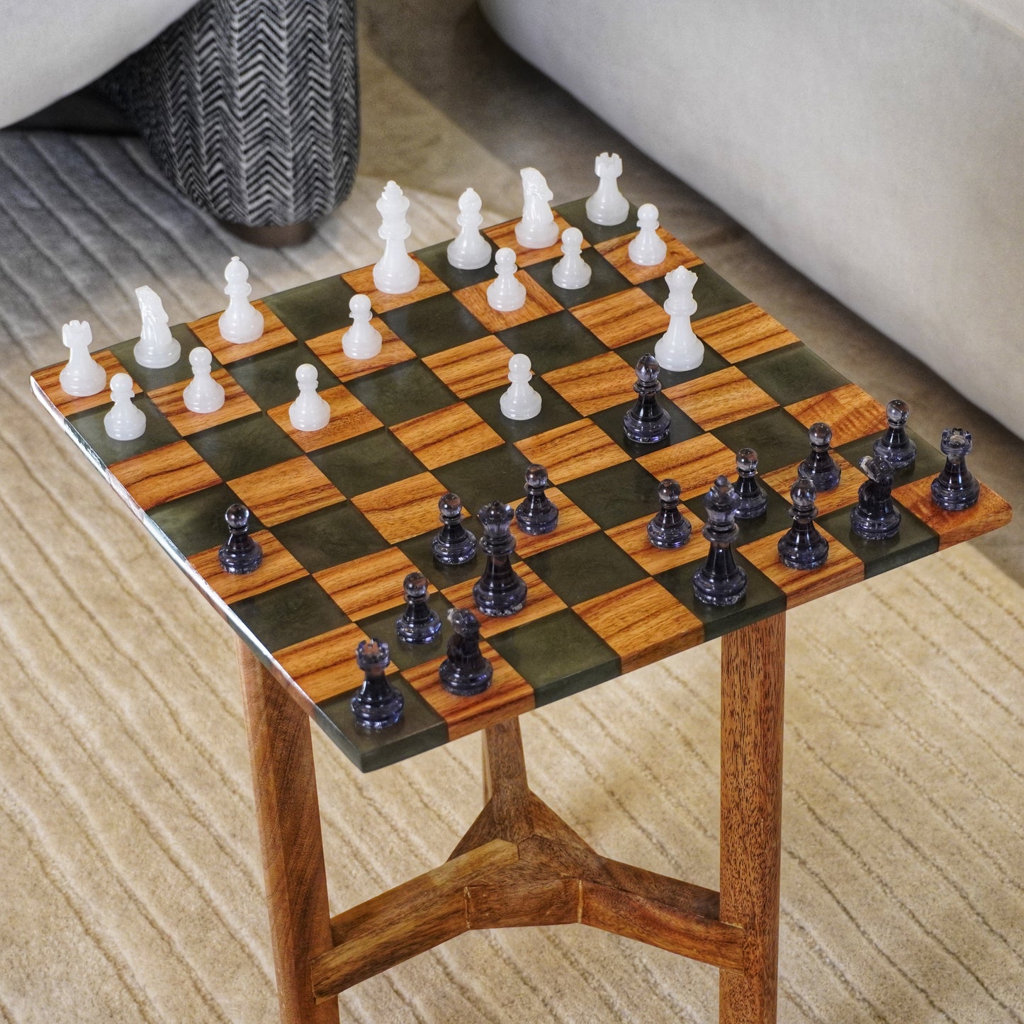 RESIN ROYALE CHESS TABLE (DIY KIT)