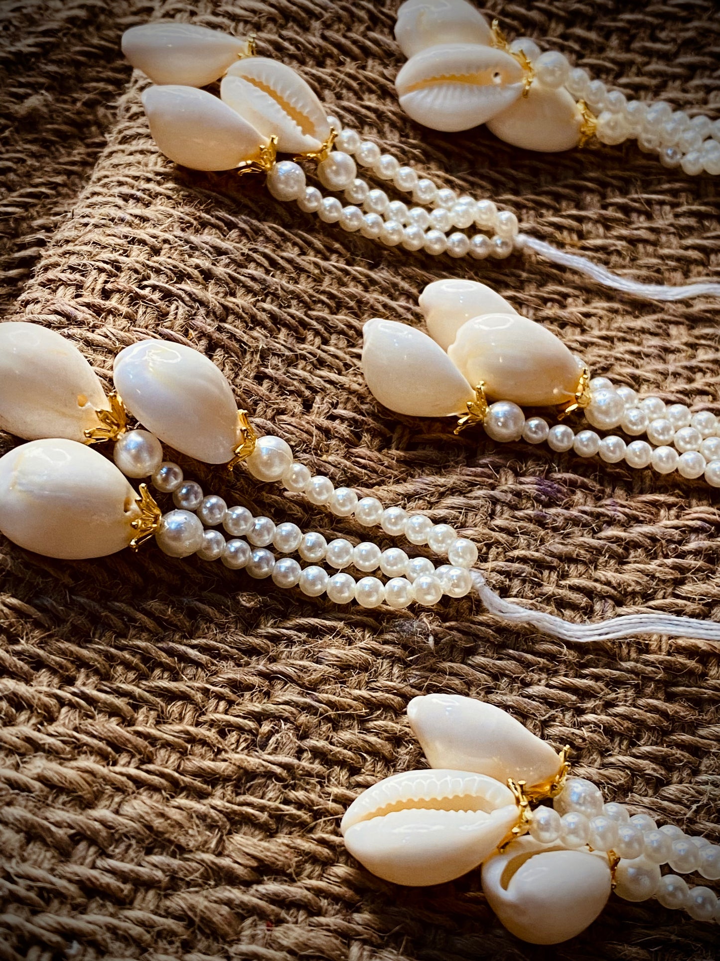 Shell Tassel Rakhi Bracelet- Set of 4